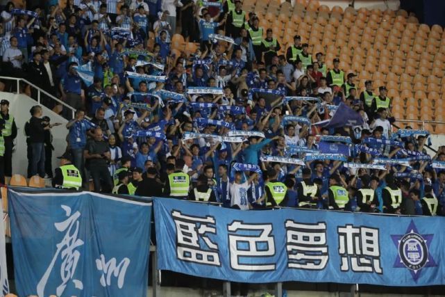 我们把略伦特放在前面，他创造了机会，有两三个非常好。